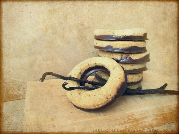 Laktozmentes fakanál laktozmentes gluténenemntes tejmentes vaníliás karika 01