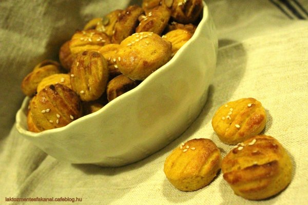 Édesburgonyás pogácsa laktózmentes tejmentes gluténmentes szójamentes 02