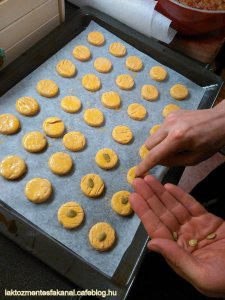 Édesburgonyás pogácsa laktózmentes tejmentes gluténmentes szójamentes 06